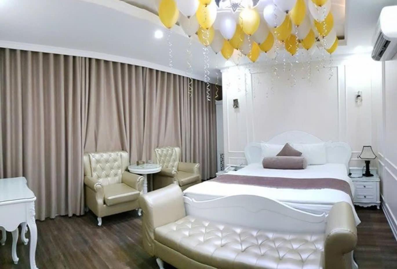 Khai Hung Hotel Binh Chanh Ho Chi Minh Zewnętrze zdjęcie